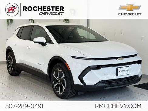 New 2026 Chevrolet Equinox EV LT image 1