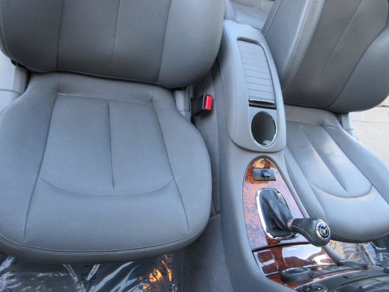 Used 2006 Mercedes-Benz CLK 500 Cabriolet image 29