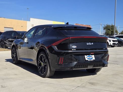 New 2025 Kia EV6 GT image 3