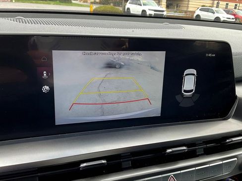 Used 2023 Kia Telluride LX image 20