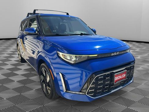 Used 2024 Kia Soul GT-Line w/ Option Group 020 FWD image 4