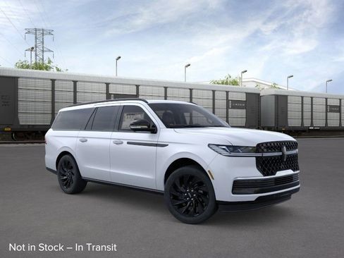 New 2026 Lincoln Navigator L Reserve w/ Jet Appearance Package image 30