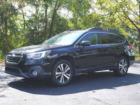 Used 2018 Subaru Outback 2.5i Limited AWD/4WD image 1
