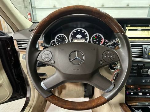 Used 2012 Mercedes-Benz E 350 4MATIC Sedan image 16