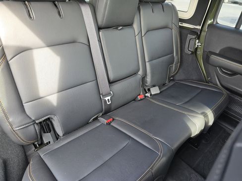 Used 2024 Jeep Wrangler Unlimited Sahara w/ Technology Group image 26