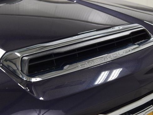 Certified 2024 Chevrolet Silverado 2500 LTZ w/ LTZ Premium Package image 16