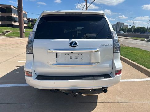 Used 2023 Lexus GX 460 Premium w/ Premium Plus Package AWD/4WD image 13