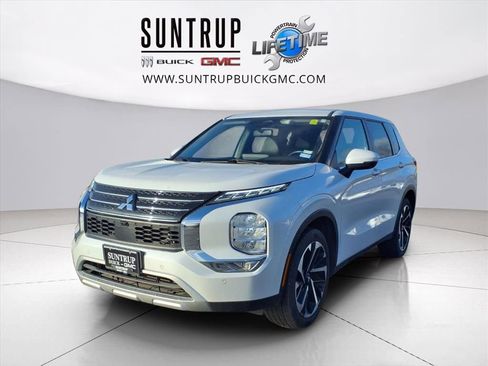 Used 2024 Mitsubishi Outlander SE image 26