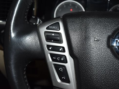 Used 2017 Nissan Titan SL w/ Off-Road Package AWD/4WD image 9