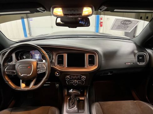Used 2022 Dodge Charger Scat Pack RWD image 10