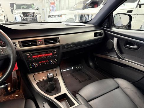 Used 2013 BMW 335i Coupe w/ M Sport Pkg image 14