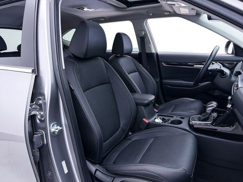 Certified 2025 Kia Seltos SX AWD/4WD image 39