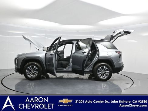 New 2026 Chevrolet Equinox LT w/ Convenience Package II image 36