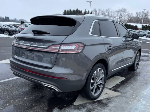 Certified 2022 Lincoln Nautilus Reserve image 10