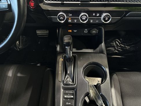 Used 2023 Honda Civic Sport image 19