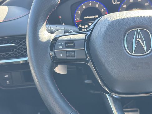 Certified 2025 Acura ADX A-Spec image 19