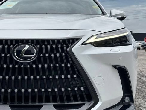 Used 2023 Lexus NX 350 AWD w/ Vision Package image 10