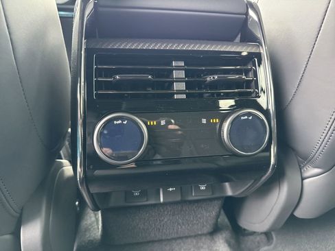 Used 2024 Land Rover Range Rover Sport SV Edition One Obsidian Black image 34