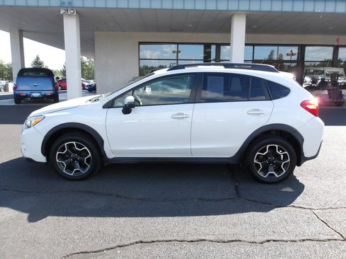 Used 2015 Subaru Crosstrek 2.0i Limited AWD/4WD image 2