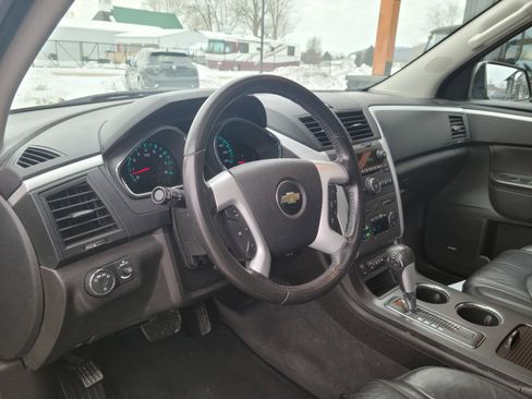 Used 2012 Chevrolet Traverse LT image 8