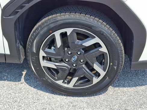 Certified 2025 Subaru Forester Limited AWD/4WD image 8