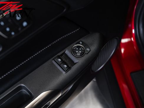 Used 2021 Ford Mustang Shelby GT500 w/ Technology Package RWD image 21