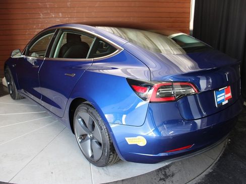 Used 2020 Tesla Model 3 Standard Range Plus image 6