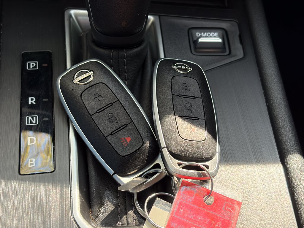 Used 2025 Nissan Kicks SV FWD image 22