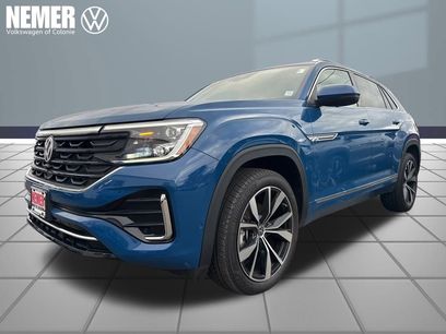 Used 2025 Volkswagen Atlas Cross Sport SEL Premium R-Line
