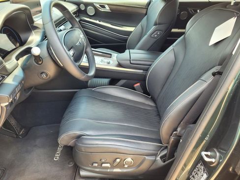 Used 2023 Genesis GV80 2.5T w/ Prestige 20" Package image 9