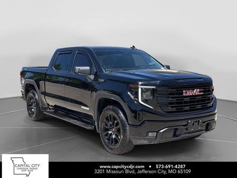 Used 2025 GMC Sierra 1500 Elevation w/ X31 Off-Road Package AWD/4WD image 1