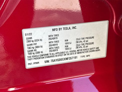 Used 2022 Tesla Model Y Long Range image 28