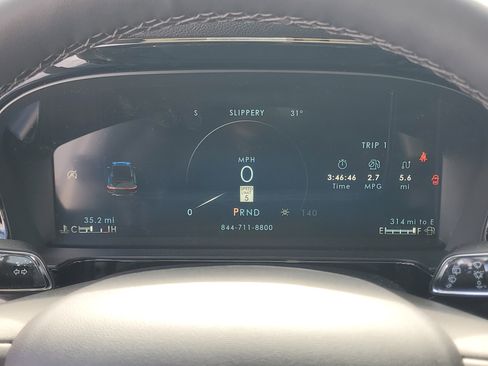 New 2026 Lincoln Corsair Premiere image 19