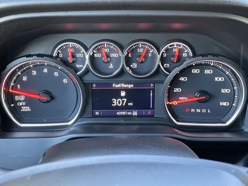 Used 2021 Chevrolet Silverado 1500 RST image 21