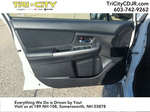 Used 2015 Subaru Crosstrek 2.0i Premium image 14