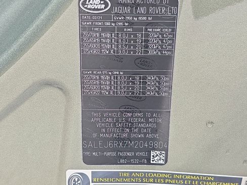 Used 2021 Land Rover Defender 90 S image 32