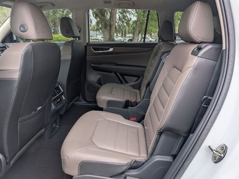 New 2026 Volkswagen Atlas SEL AWD/4WD image 16