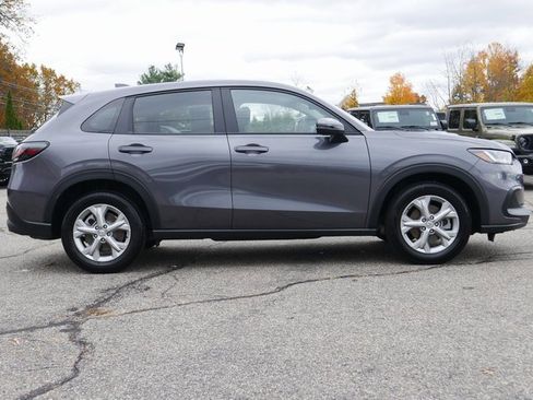 Used 2025 Honda HR-V LX image 7