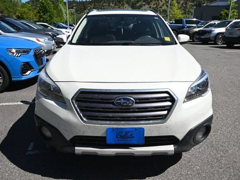 Used 2017 Subaru Outback 3.6R Touring w/ Popular Package #5A AWD/4WD image 4
