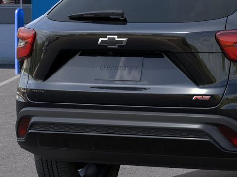 New 2026 Chevrolet Trax RS w/ Driver Confidence Package FWD image 38