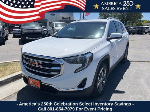 Used 2019 GMC Terrain SLT AWD/4WD image 2