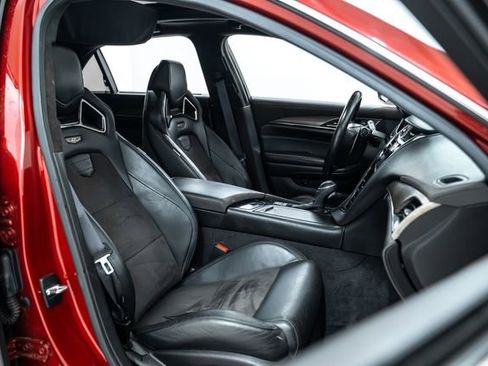 Used 2016 Cadillac CTS V w/ Luxury Package RWD image 28