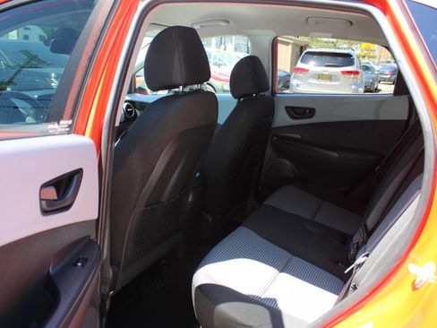 Used 2020 Hyundai Kona SEL AWD/4WD image 25