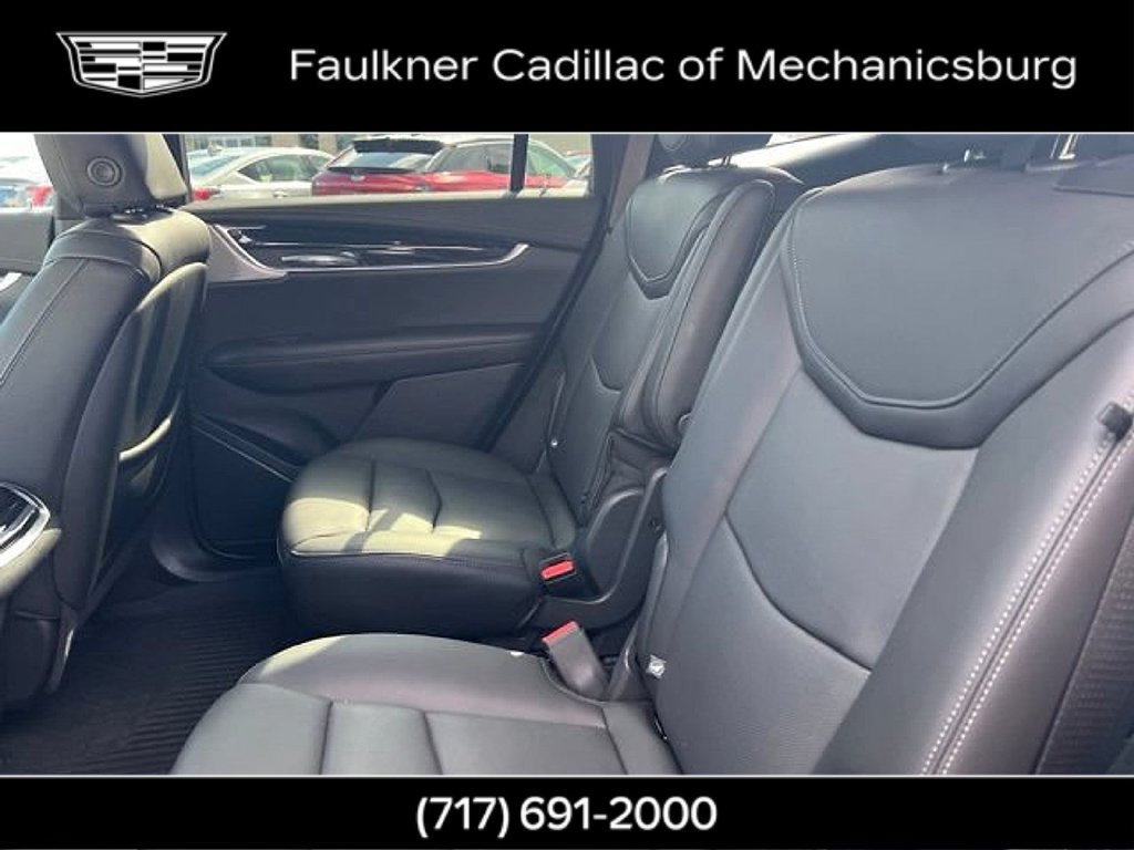 Used 2023 Cadillac XT6 Premium Luxury w/ LPO, Floor Liner Package AWD/4WD image 20