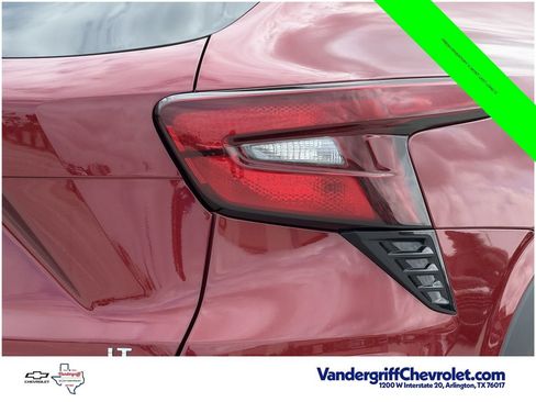 Certified 2025 Chevrolet Trax LT FWD image 7