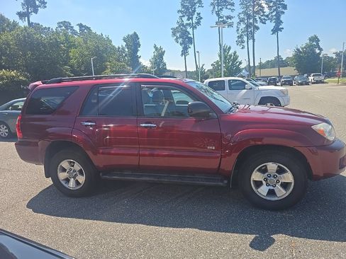 Used 2008 Toyota 4Runner SR5 w/ SR5 Extra Value Pkg 1 RWD image 4