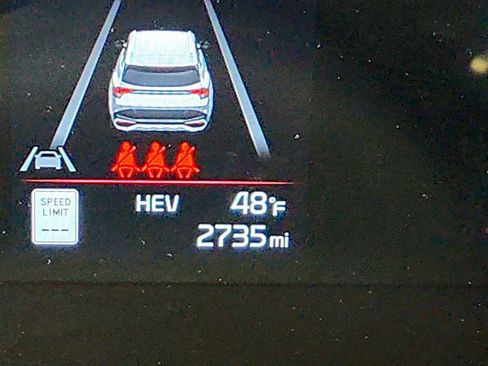 Used 2025 Kia Sportage X-Line image 16