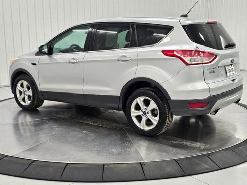 Used 2014 Ford Escape SE image 3