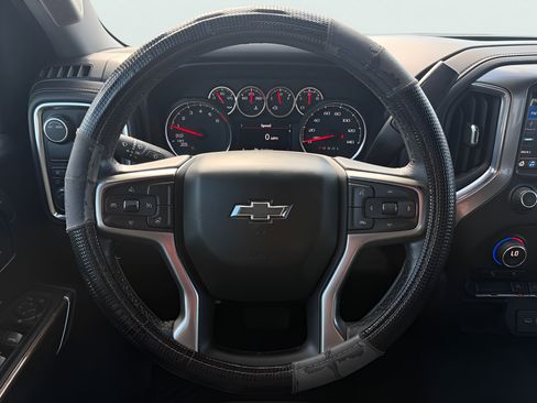 Used 2021 Chevrolet Silverado 1500 RST RWD image 25