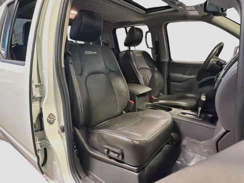 Used 2018 Nissan Frontier PRO-4X w/ Pro-4x Luxury Package AWD/4WD image 30